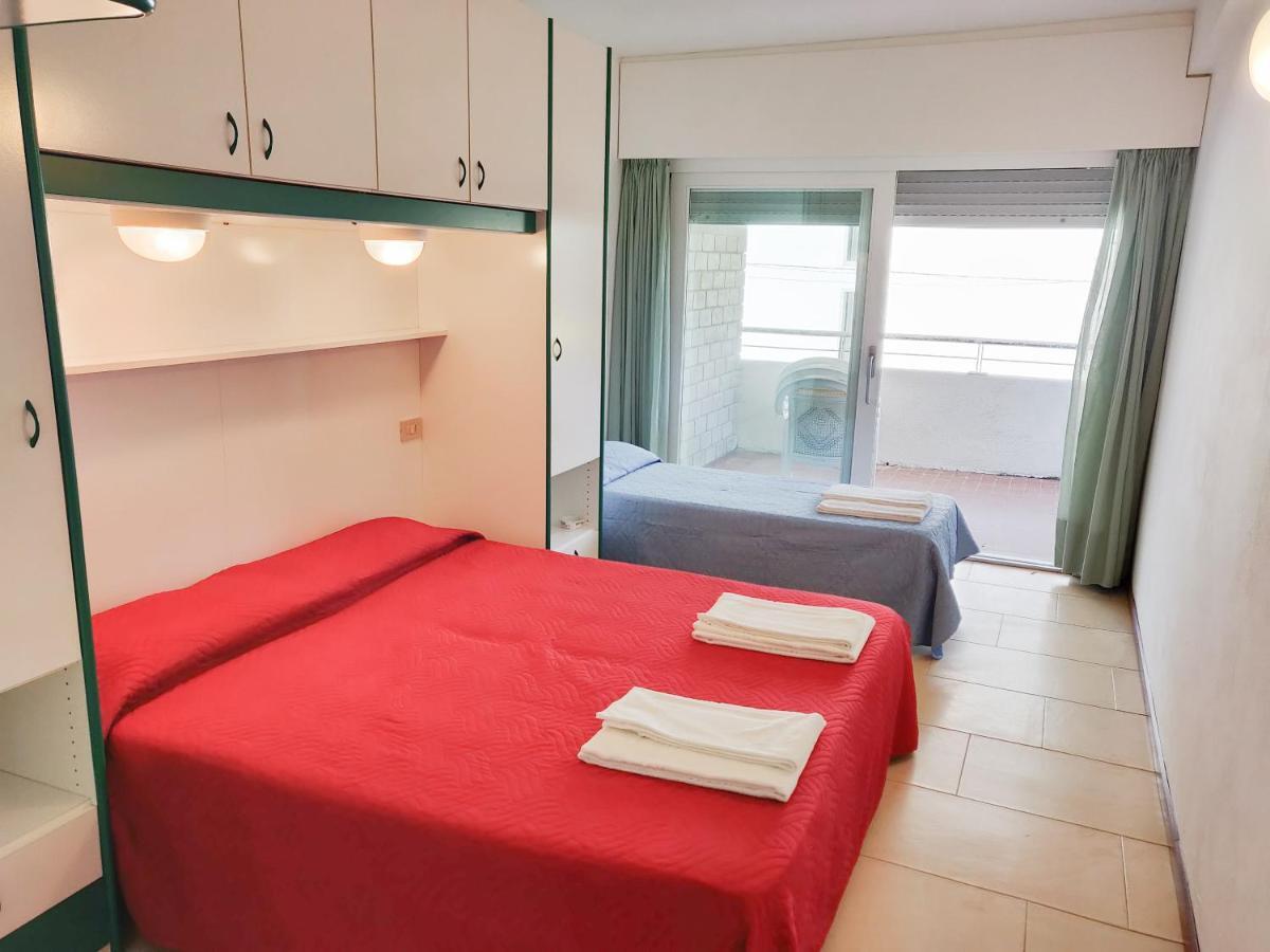 Hotel Ambra Lignano Sabbiadoro Extérieur photo